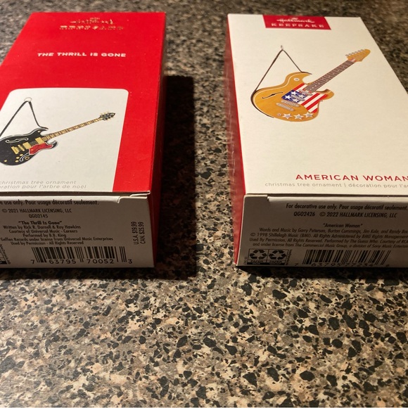 Hallmark Magic Sound Guitar Ornaments 2021 and 2022 - Picture 8 of 12